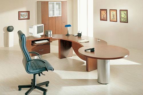 Недорогие офисные столы серия Босс
